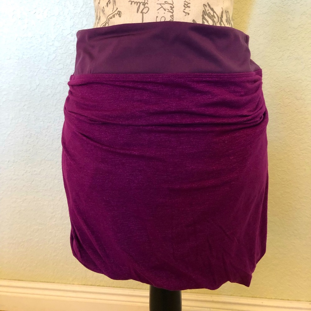 Athleta mini skirt